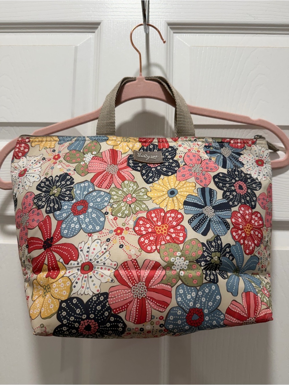 Thirty-One Cream Floral Lunch Tote with Multi-Colored Flowers
